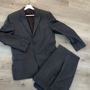 Banana Republic Tailored Fit Mens suit